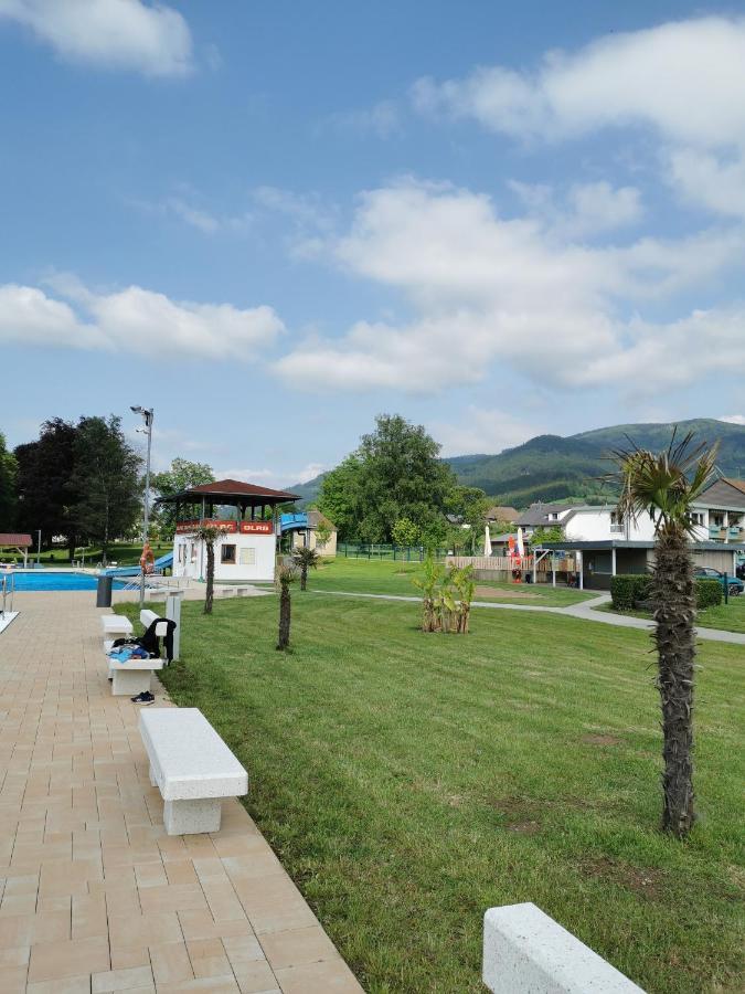Schuttig Appartement Elzach Buitenkant foto